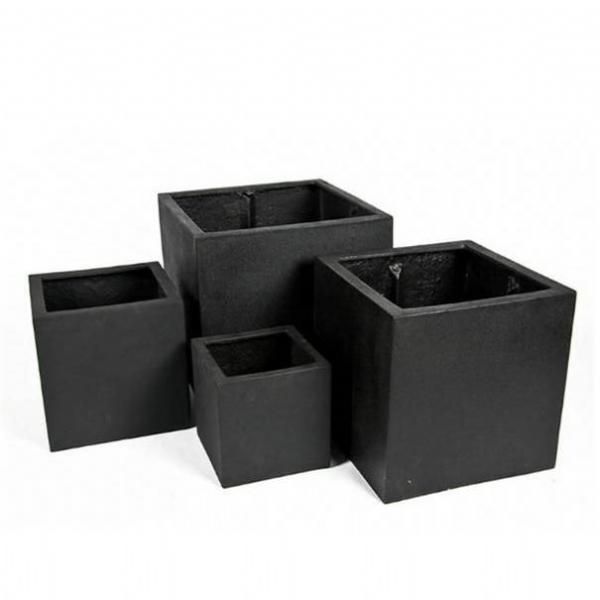 Sort glasfiber krukke, 97*97*67 cm.
